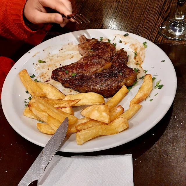 Bife Al Disco Con Papas Fritas