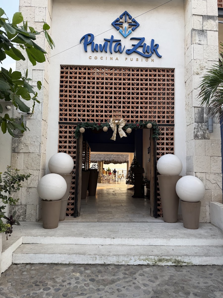 Restaurante Punta Zuk