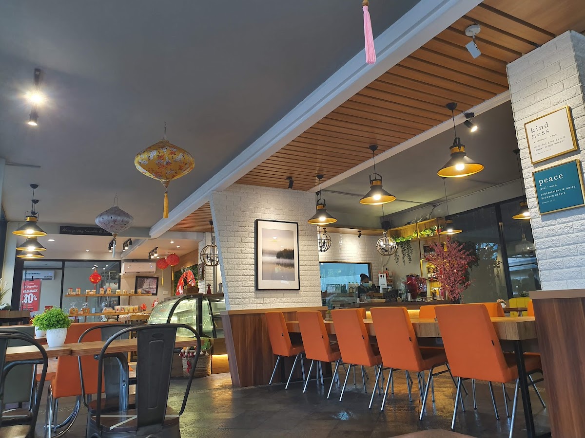 Thirty Ei8ht Kitchen & Cafe