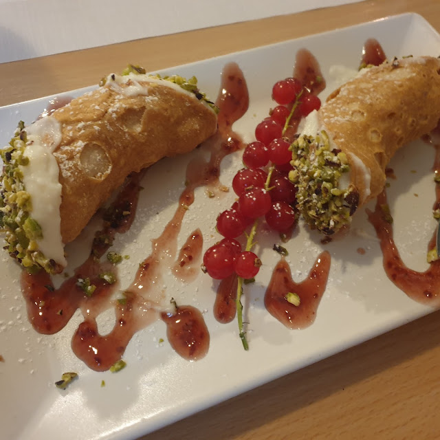 Cannoli