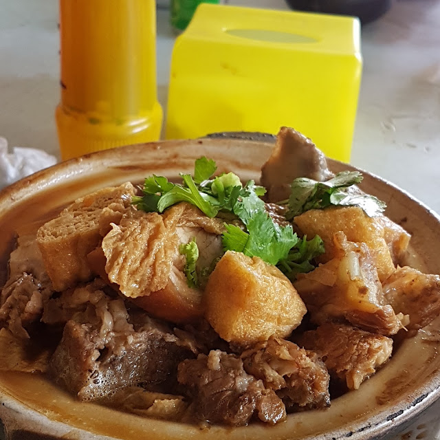 Bak Kut Teh in Claypot