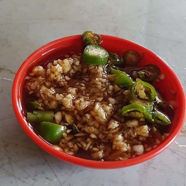 Green Chili with Chopped Garlic