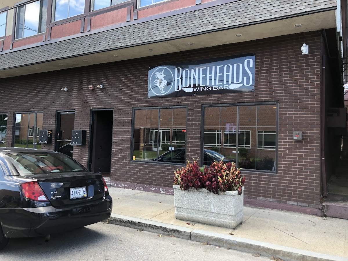 Boneheads Wing Bar