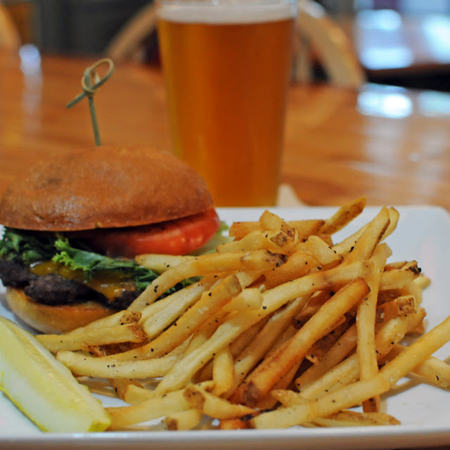 Traditions' Burger