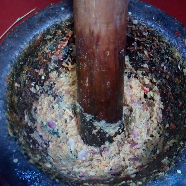 Bumbu Ditumbuk