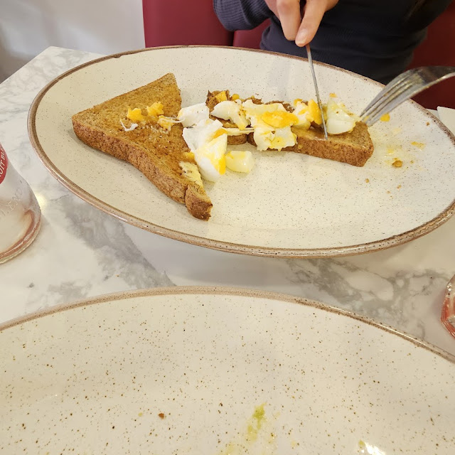 Poached Eggs on Toast