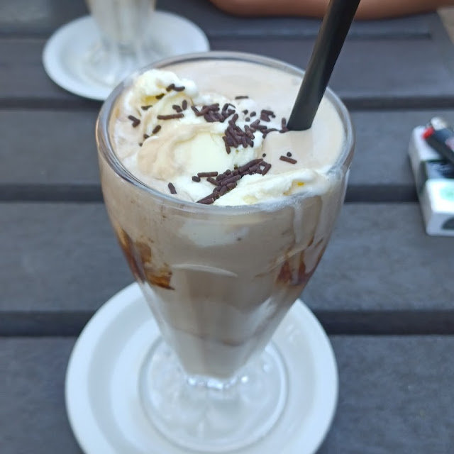 Salted Caramel Milkshake