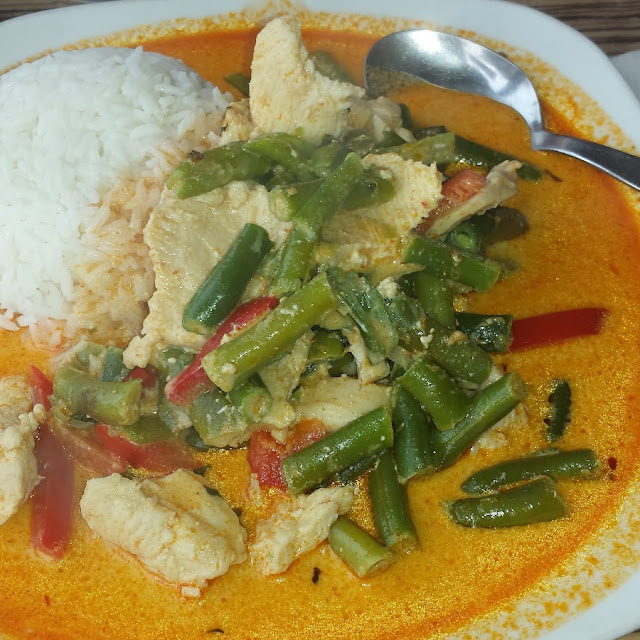 Roter Curry Mit Kokosmilch