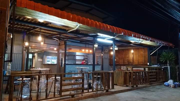 The Zoo, Bang Saray