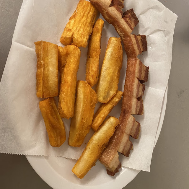 Yuca Con Chicharrón