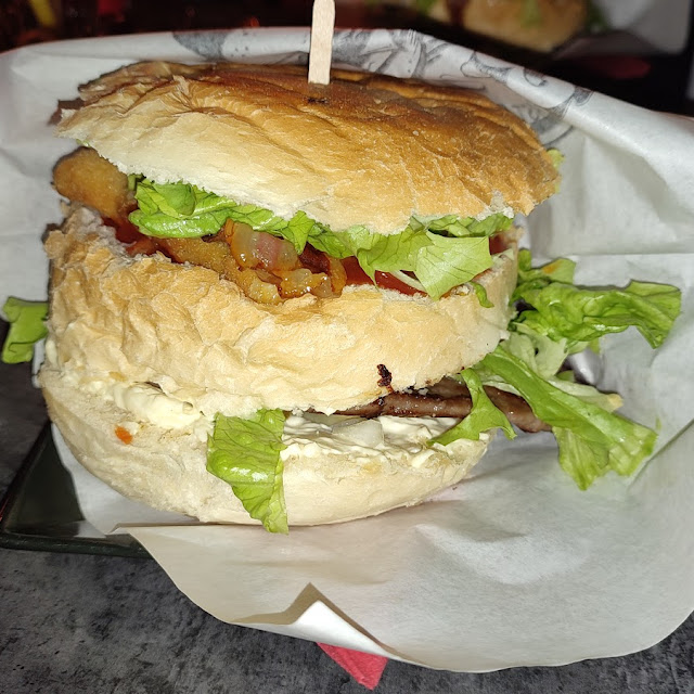 Buddy's Burger
