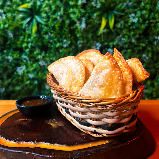 Porção de Pastéis 6 Unidades