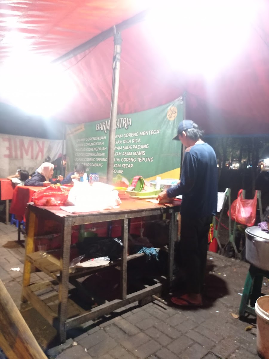 Bakmi Satria