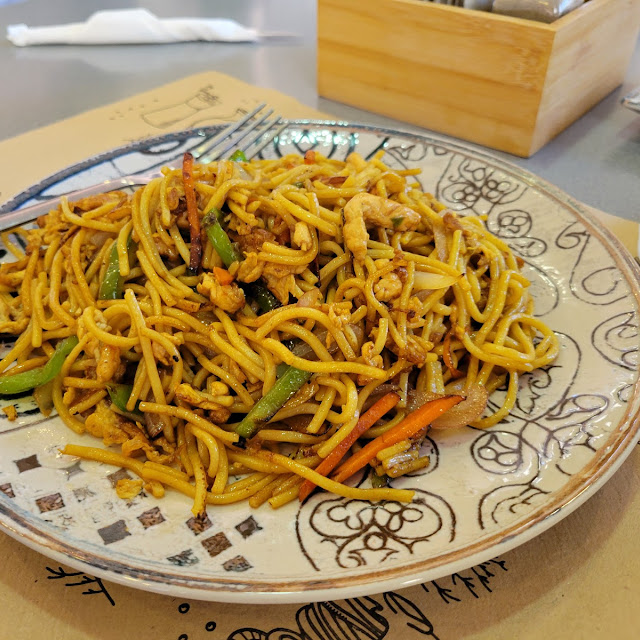Tallarines de la Casa House Special Noodles