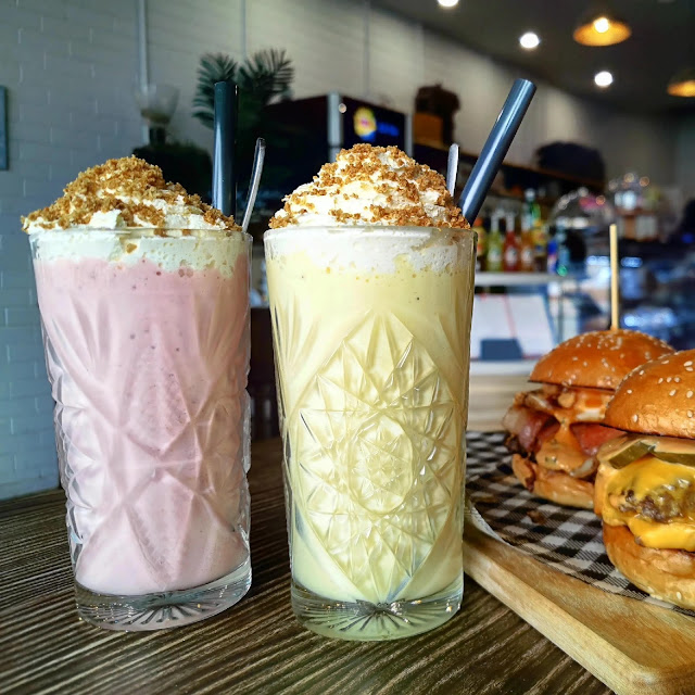Cheesecake Shakes
