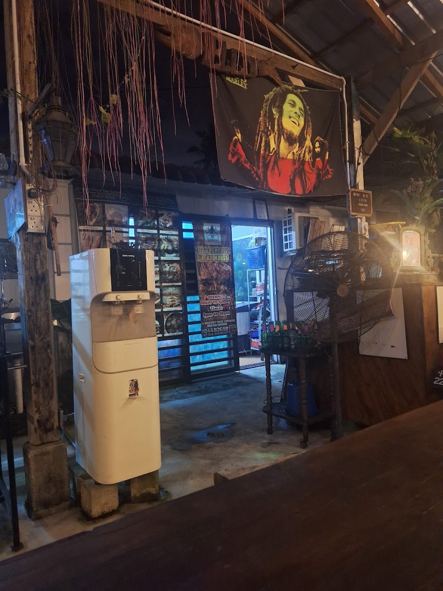 Zul Brenggo's Steak House