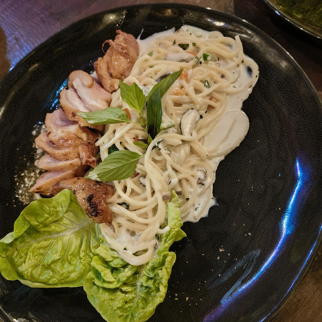 Pasta Carbonara Smoke Duck