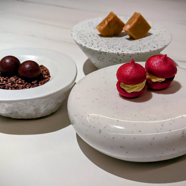 Petit Four