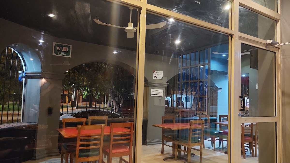 Pizza Messina’s Brisas