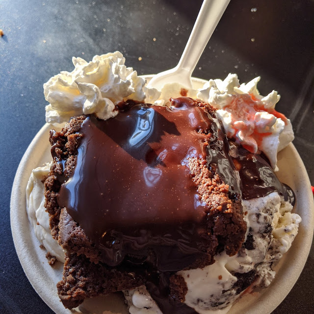 Brownie Sundae