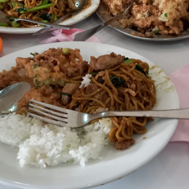 Fu Yung Hay