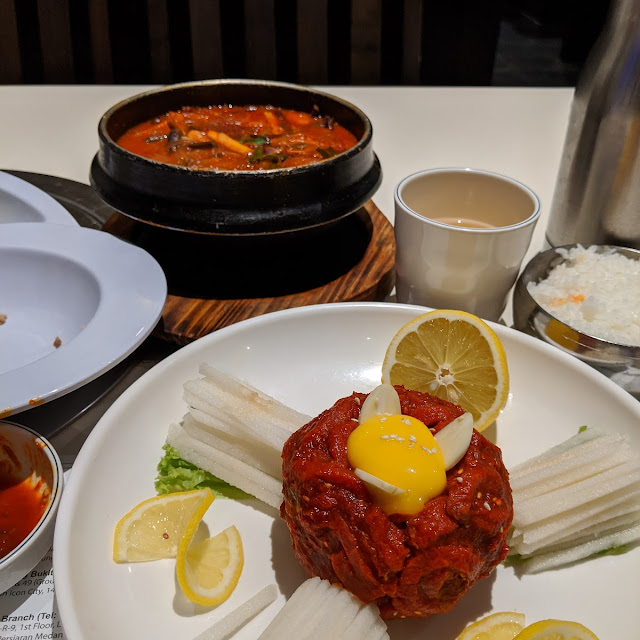 Bossam with Oyster Kimchi