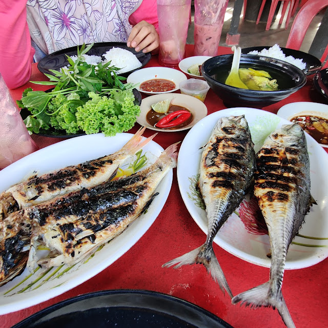 Set Ikan Bakar