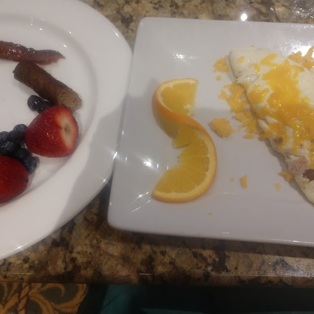 White Egg Omelette with Bacon and Fruit