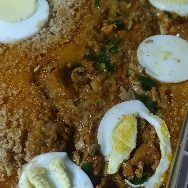 Pansit Palabok for Only 219 Pesos Can Feed 4 to 5 People