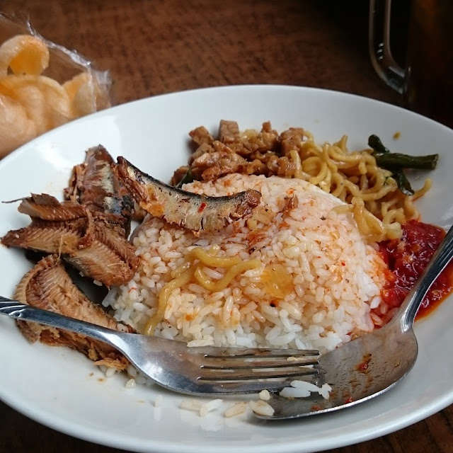 Nasi Sarden
