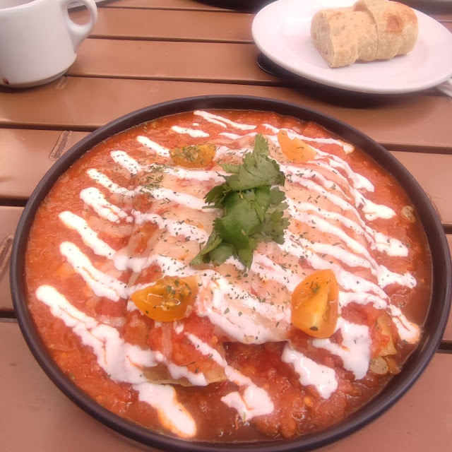 Enchiladas Aztecas
