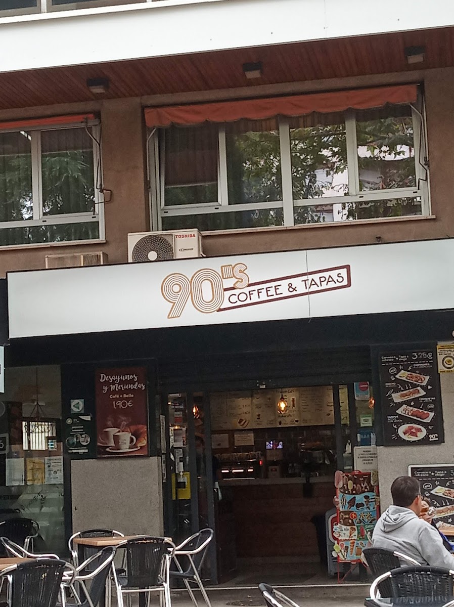 90´s COFFEE&TAPAS