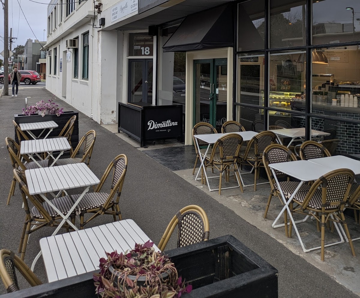 Pipperilli's Café