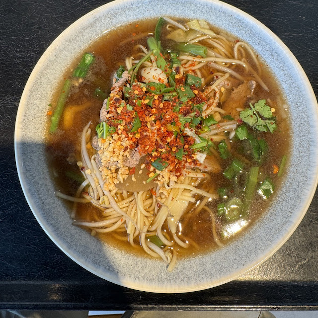Nudelsuppe Mit Rindfleisch