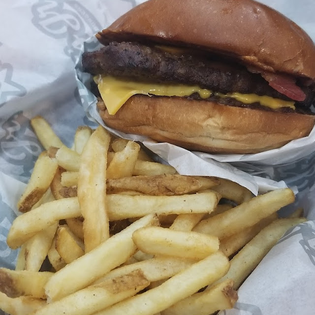 Western Bacon Cheeseburger