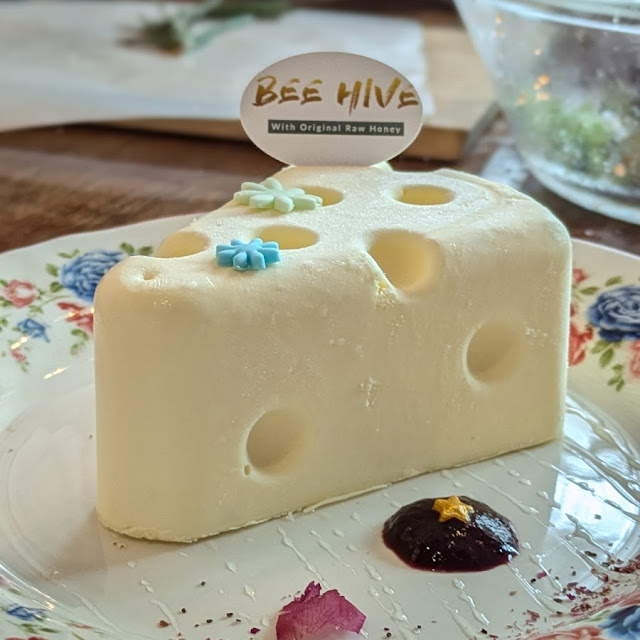 Mulberry Honey Cheese Mousse