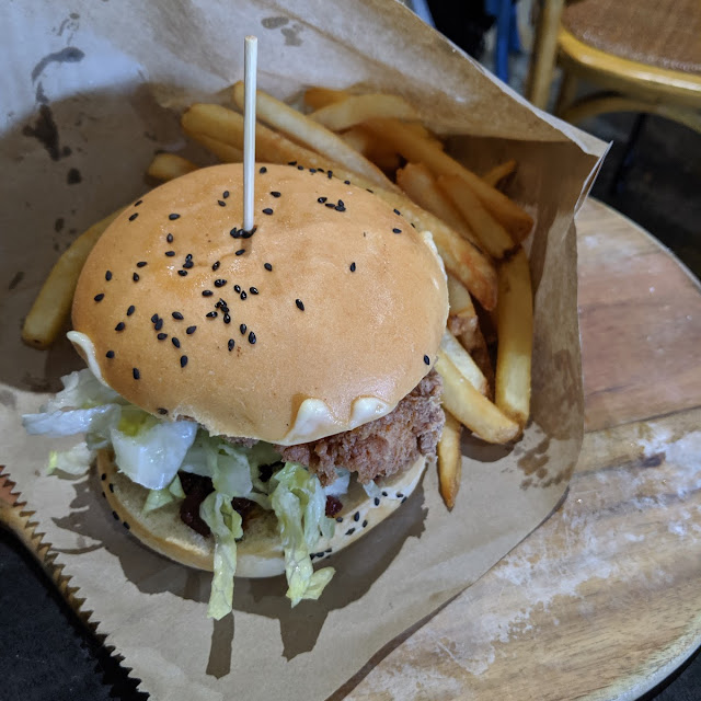 Burger & Chips