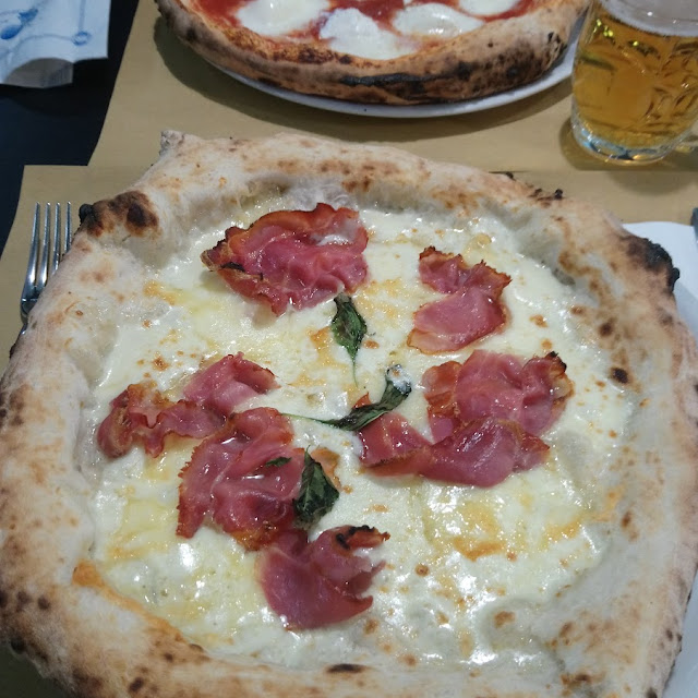 Pizza Carnia