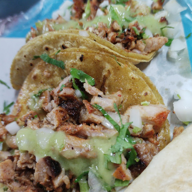 Taco de Adobada