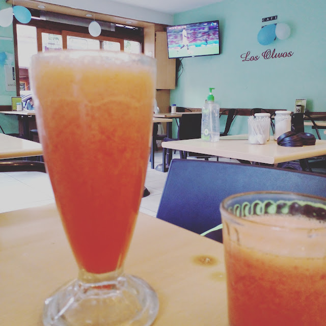 Licuado de Frutilla Con Naranja Super Refrescante Para El Calorcito de Verano