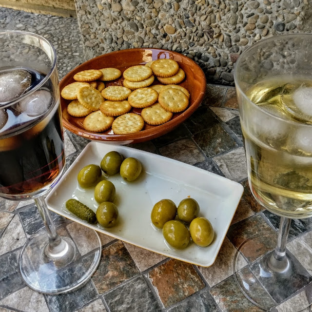 El Bar