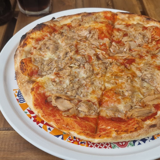 Pizza Tonno