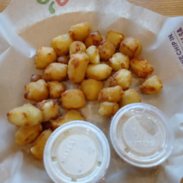 Crispy Cheddar Bites