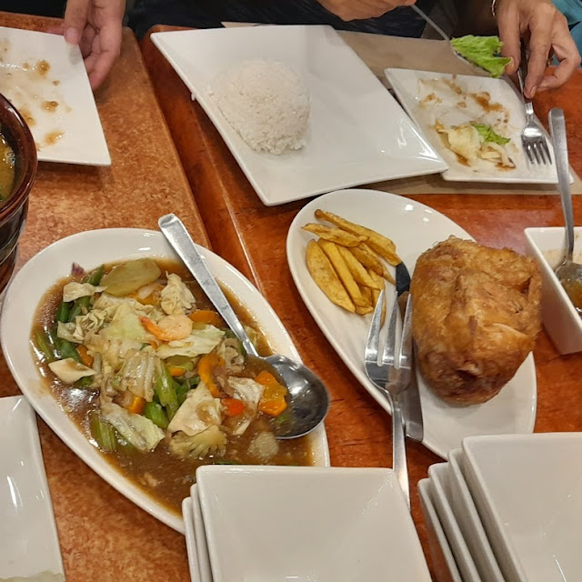 Fried Chicken & Chopsuey