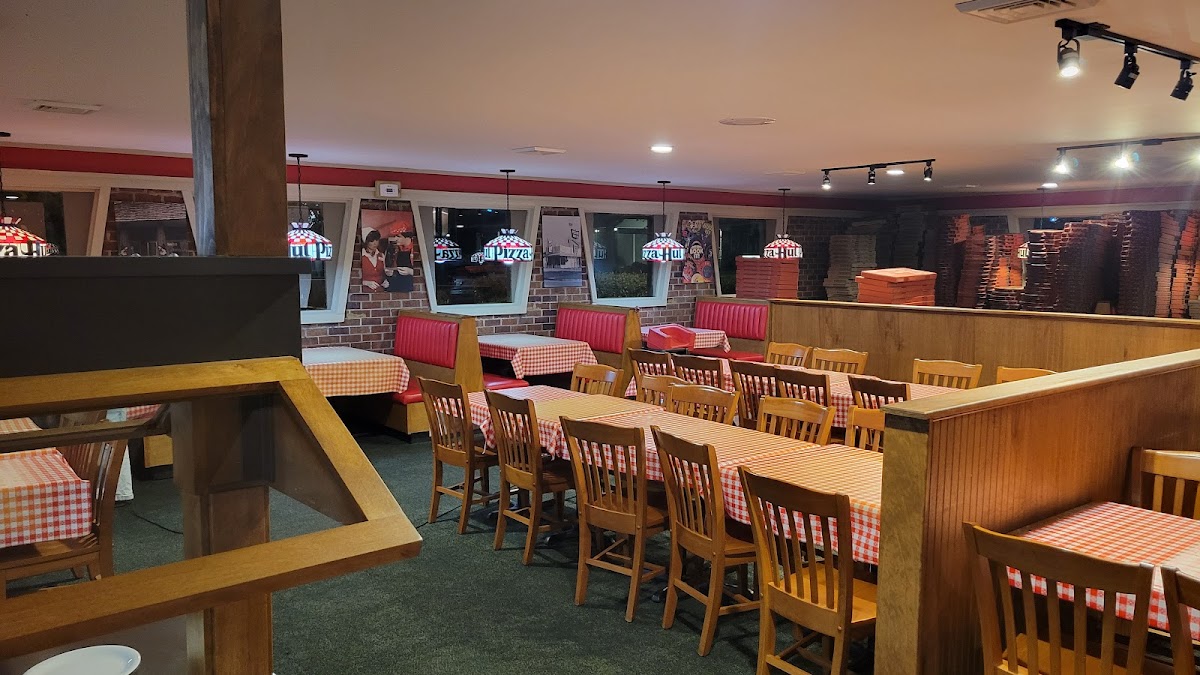Pizza Hut