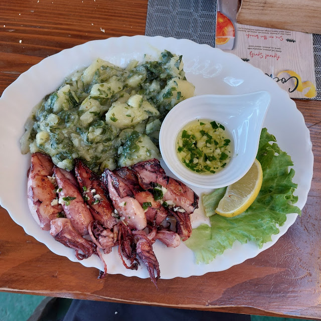 Lignje Grill