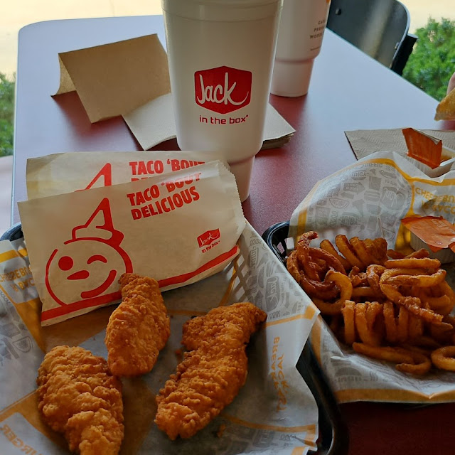 Tacos Chicken Strips & Curly Fries