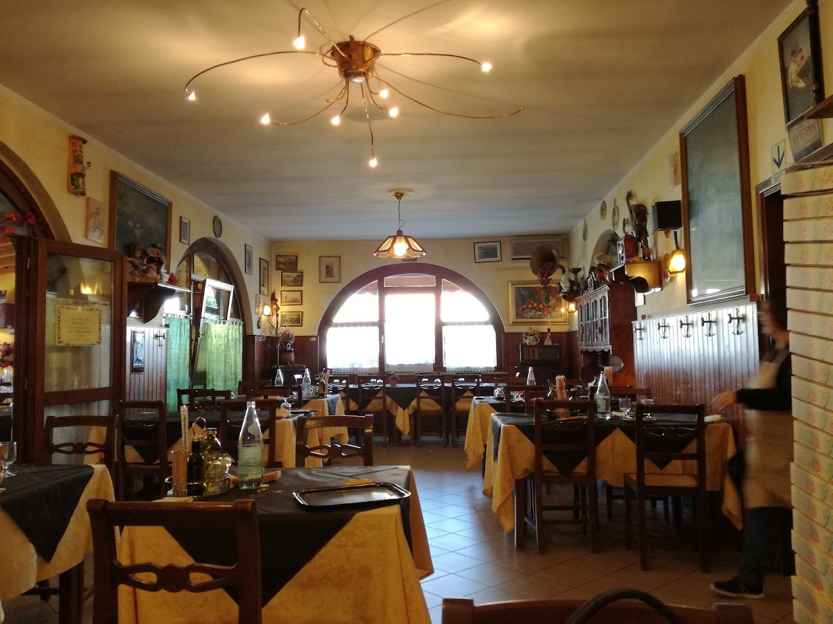 Trattoria Dai Zemei Snc Di Giacomello Francesco E C.