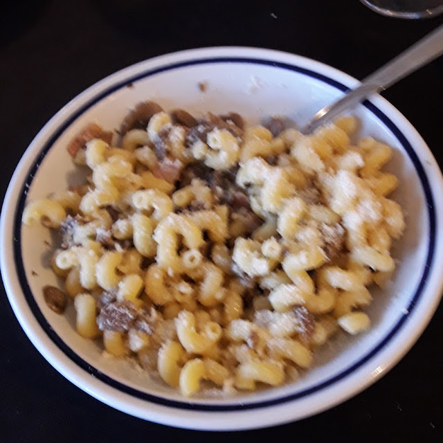 Celentani Funghi E Speck