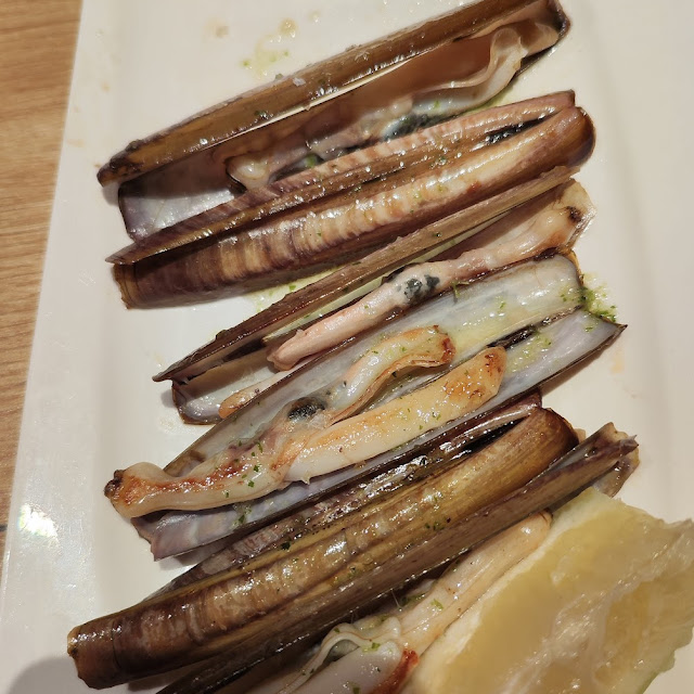 Grilled Razor Clams